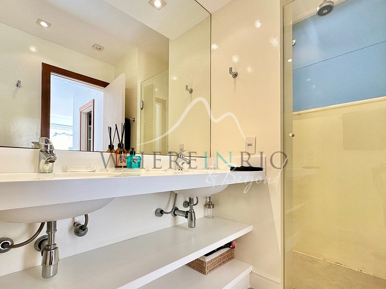 Apartamento con vista al mar en Leme