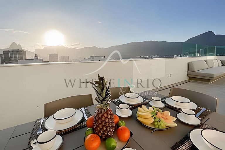 Triplex Penthouse for Rent in Ipanema