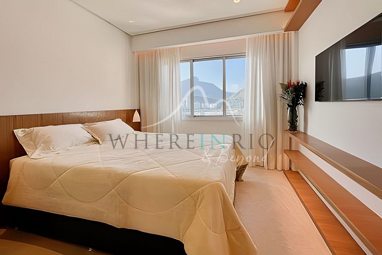 Triplex Penthouse for Rent in Ipanema
