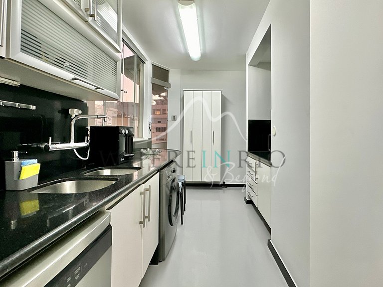 Apartamento com Vista Mar no Posto 6 Copacabana