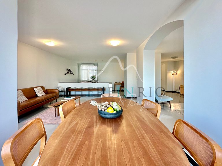 Apartamento com Vista para o Mar em Copacabana