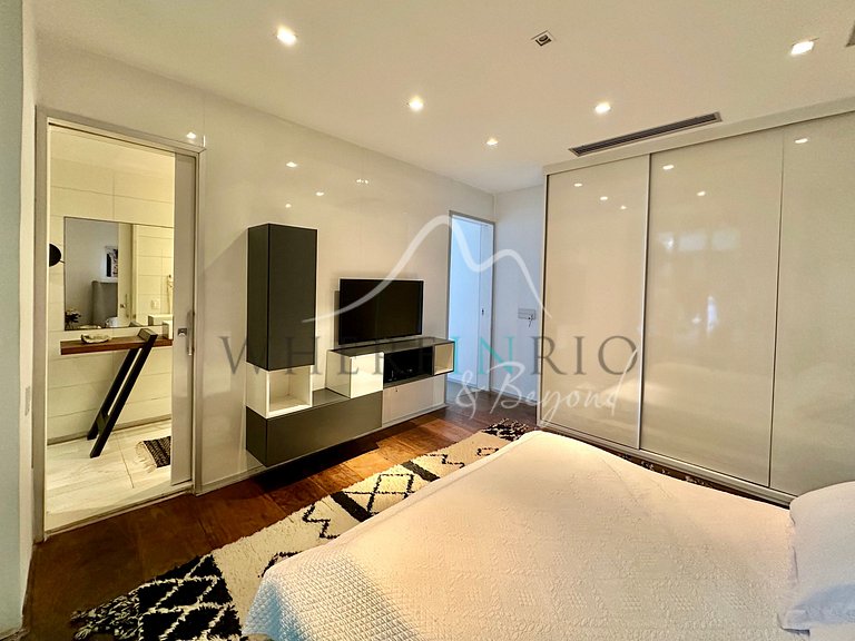 Villa de lujo con piscina infinita en Joá