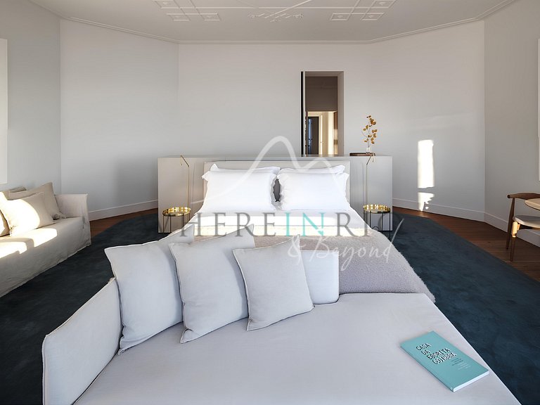 Atlantic Seaside Villa in Estoril