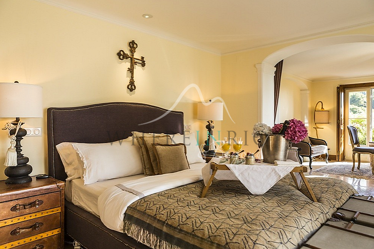 Villa with Breathtaking Views in Sintra
