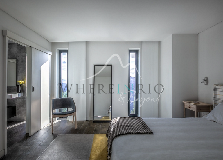 Villa with Stunning Views of the Douro Valley
