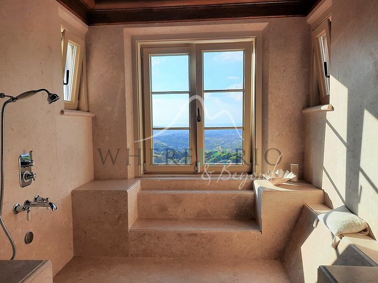 Luxurious Palace in Sintra