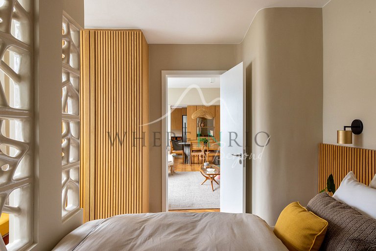 Apartment with Christ the Redeemer View in Leblon