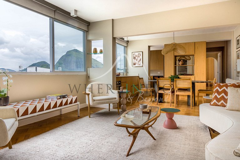 Apartment with Christ the Redeemer View in Leblon