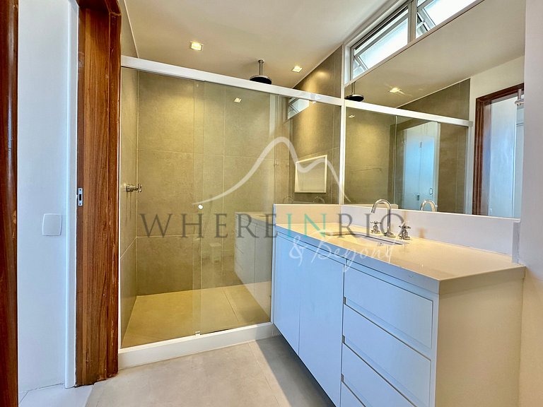 Penthouse in a quiet street in Gávea