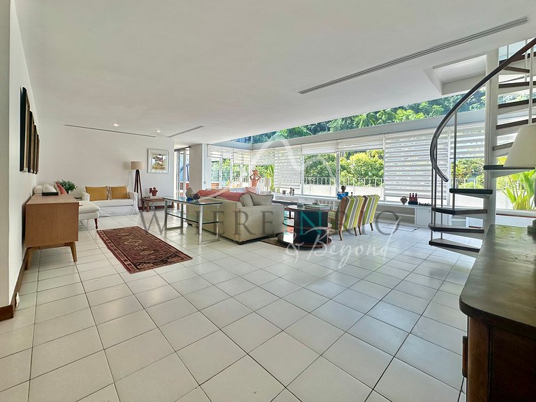 Penthouse in a quiet street in Gávea