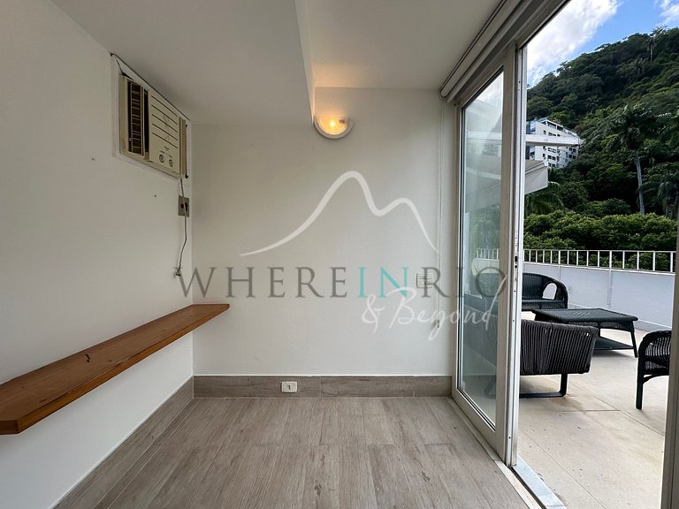 Penthouse in a quiet street in Gávea