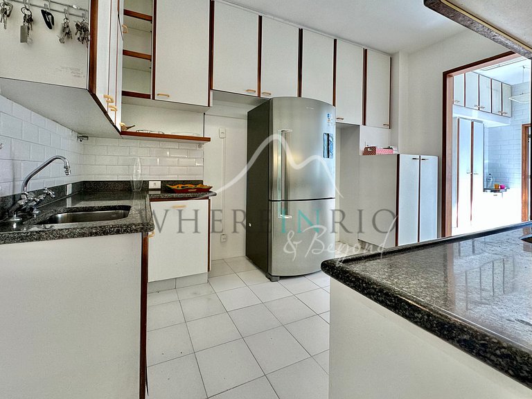 Penthouse in a quiet street in Gávea