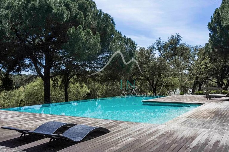 Propriedade Incrível com Duas Vilas em Comporta