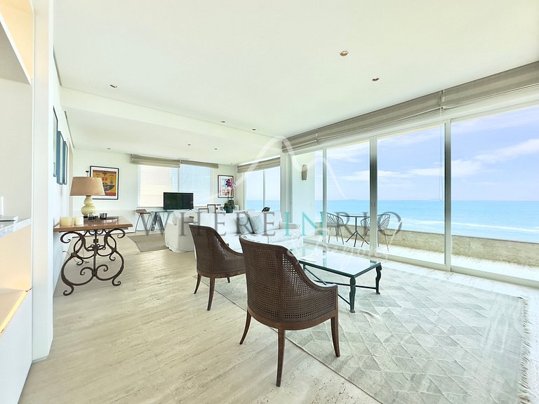 Luxury Duplex Penthouse with Sea View in Arpoador