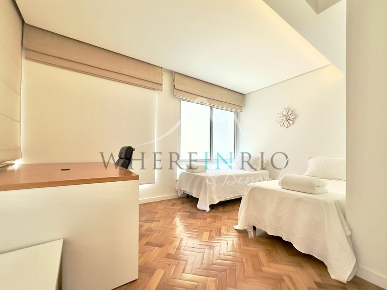 Ático Dúplex con Vista al Mar y Balcón en Arpoador