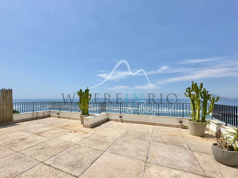 Ático Dúplex con Vista al Mar y Balcón en Arpoador