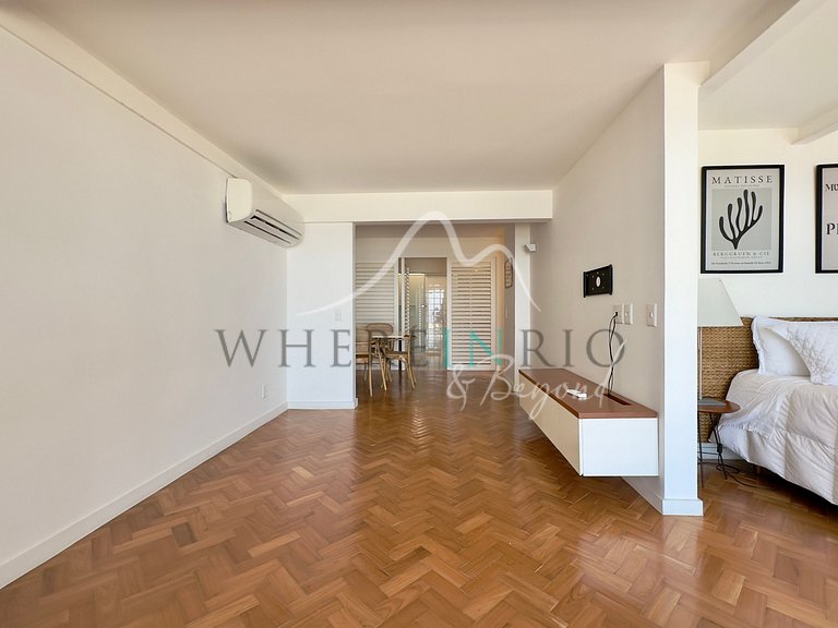 Luxury Duplex Penthouse with Sea View in Arpoador