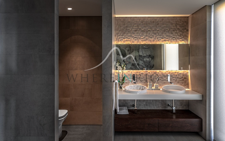 Villa with Stunning Views of the Douro Valley
