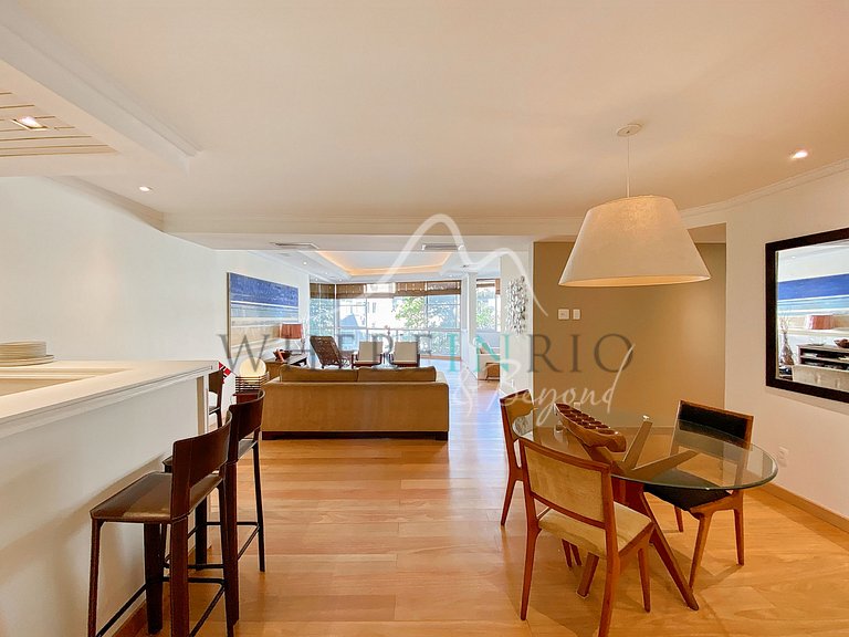 Apartamento con 2 Habitaciones y Vista al Mar en Ipanema