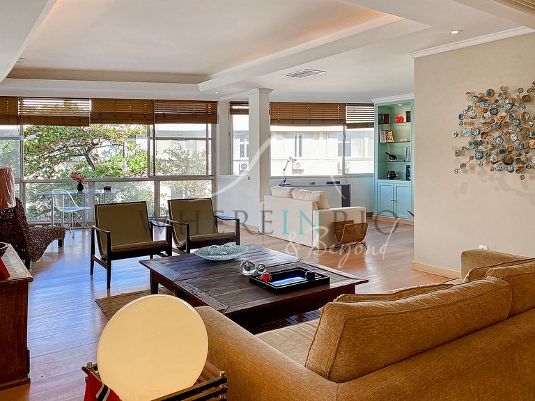 Apartamento con 2 Habitaciones y Vista al Mar en Ipanema