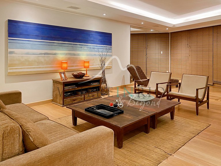 Apartment with 2 Bedrooms and Sea View in Ipanema