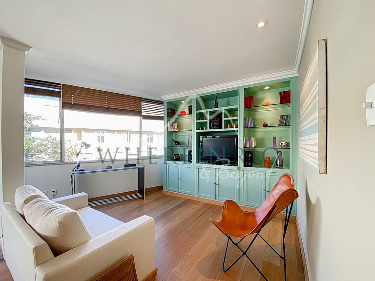 Apartamento con 2 Habitaciones y Vista al Mar en Ipanema