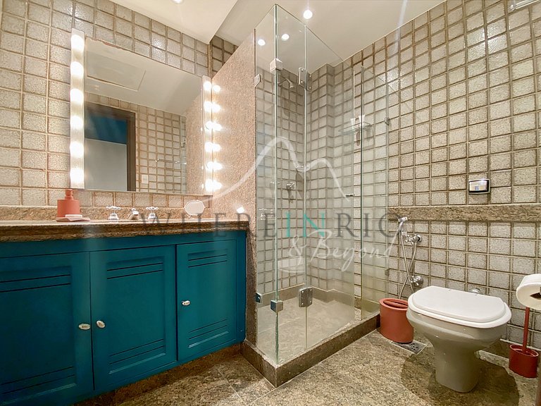 Apartment with 2 Bedrooms and Sea View in Ipanema