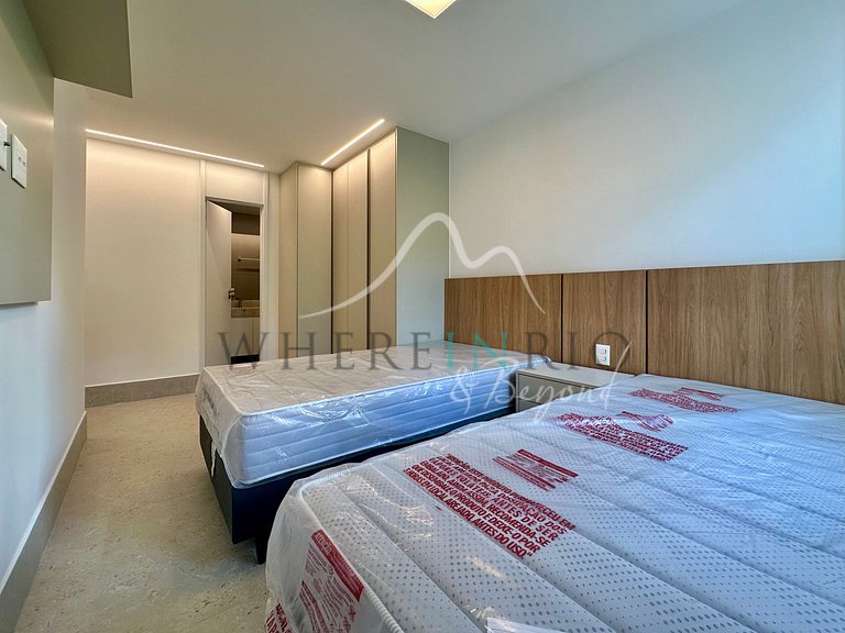 Exclusive apartment with balcony in Leblon