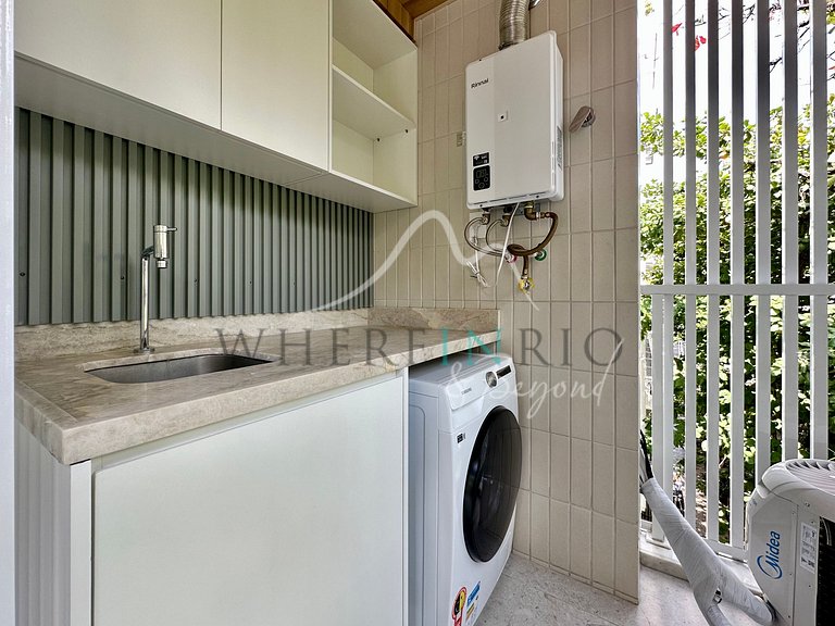 Modern apartment with balcony in Leblon