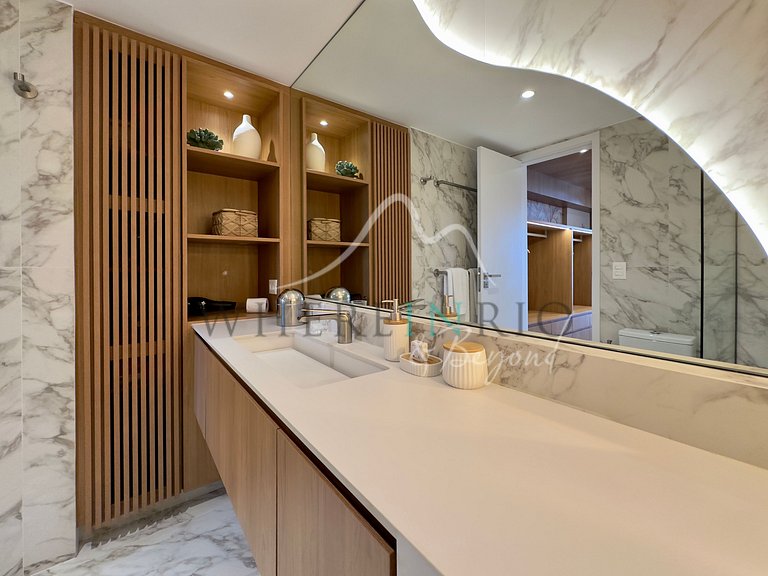 Penthouse avec piscine et vue sur le Corcovado.