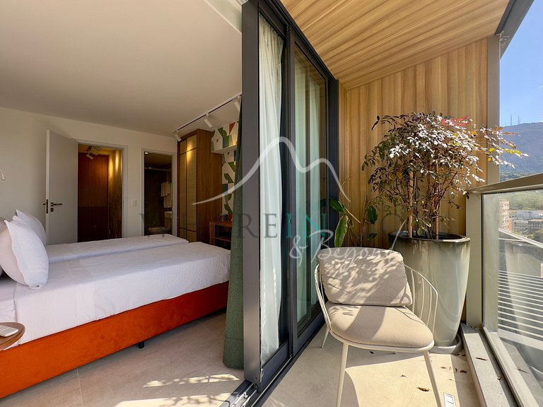 Penthouse avec piscine et vue sur le Corcovado.