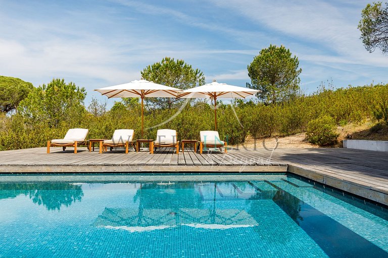 Melides Premium Villa: Luxury and Stunning Views