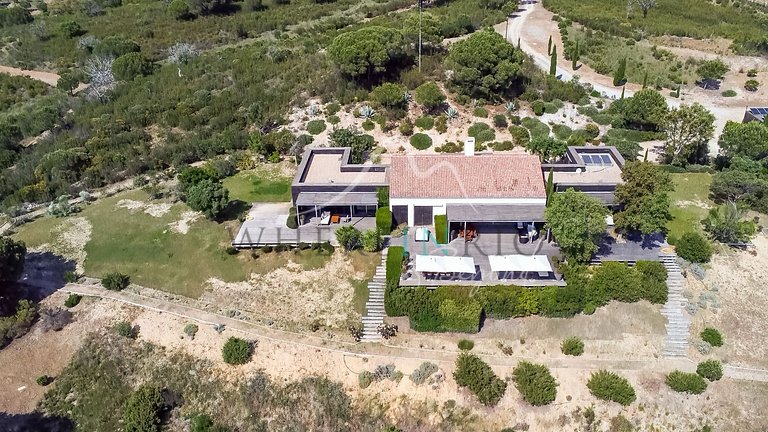 Melides Premium Villa: Luxury and Stunning Views