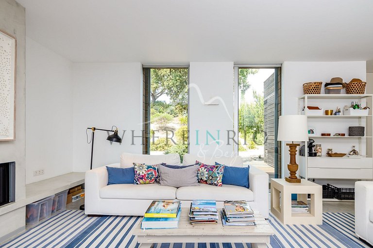 Melides Premium Villa: Luxury and Stunning Views