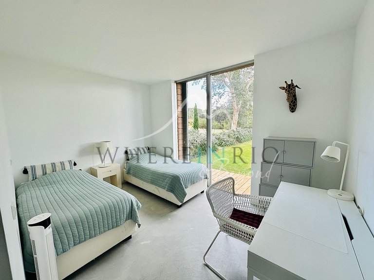 Melides Premium Villa: Luxury and Stunning Views