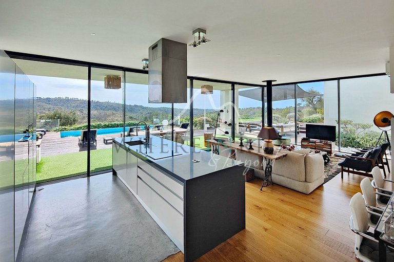 Private Villa with Sea View in Melides