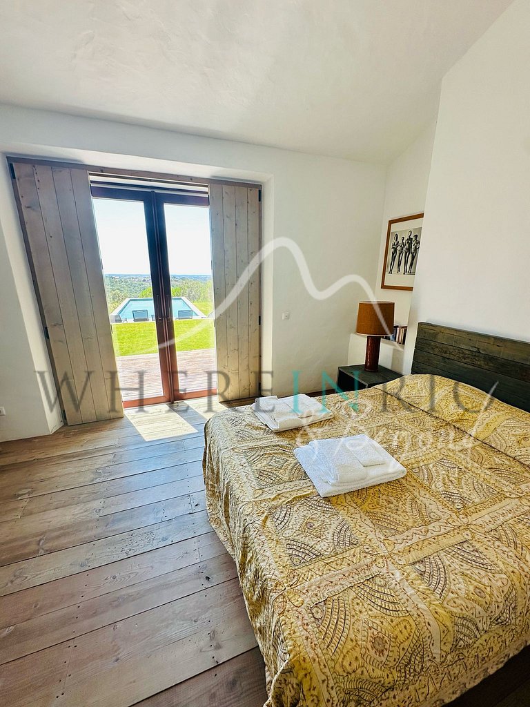 Private Villa with Heated Pool in Melides
