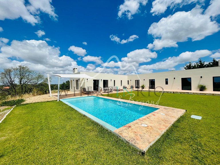 Modern and Private Villa with View in Melides