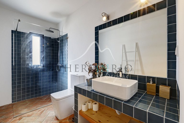 Modern and Private Villa with View in Melides