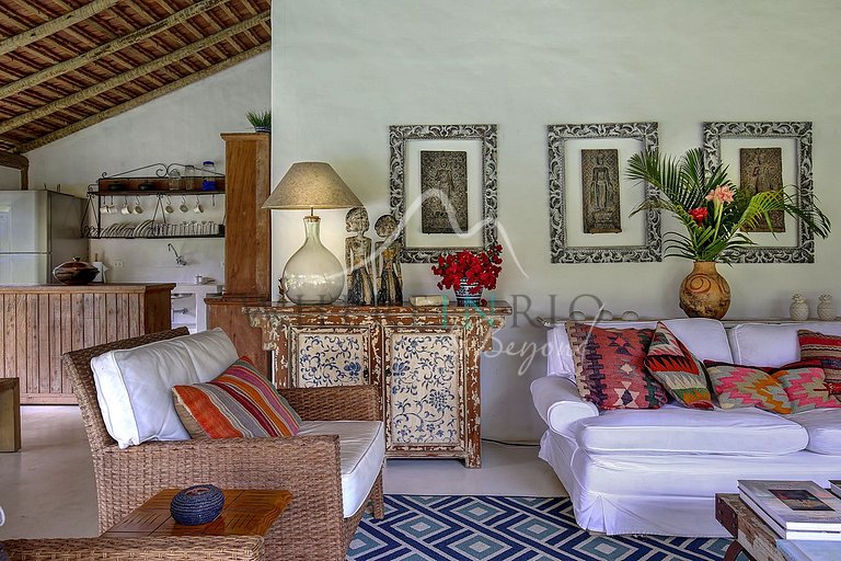 Retreat with pool and garden in Trancoso