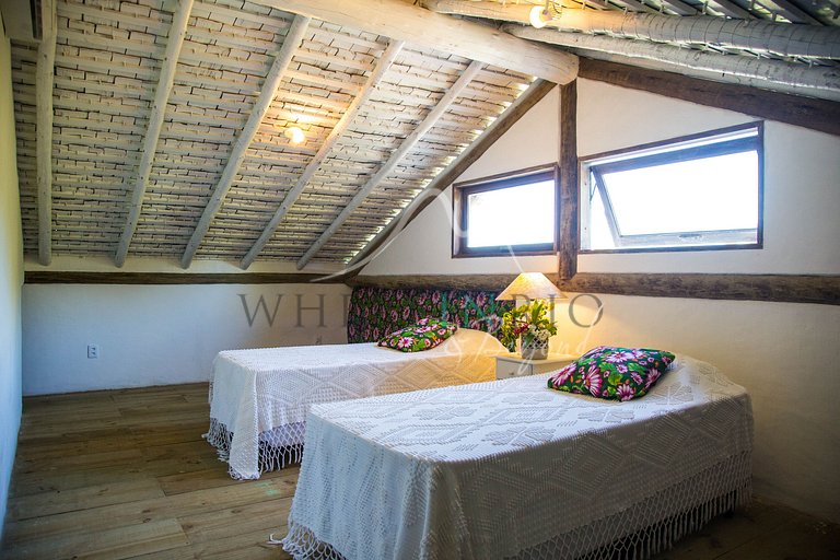 Retreat with pool and garden in Trancoso