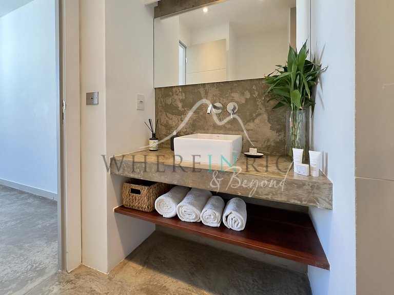 4 suites penthouse with private pool in Ipanema