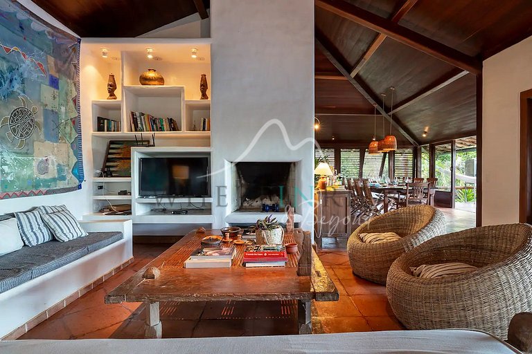 Luxury house with pool in Trancoso