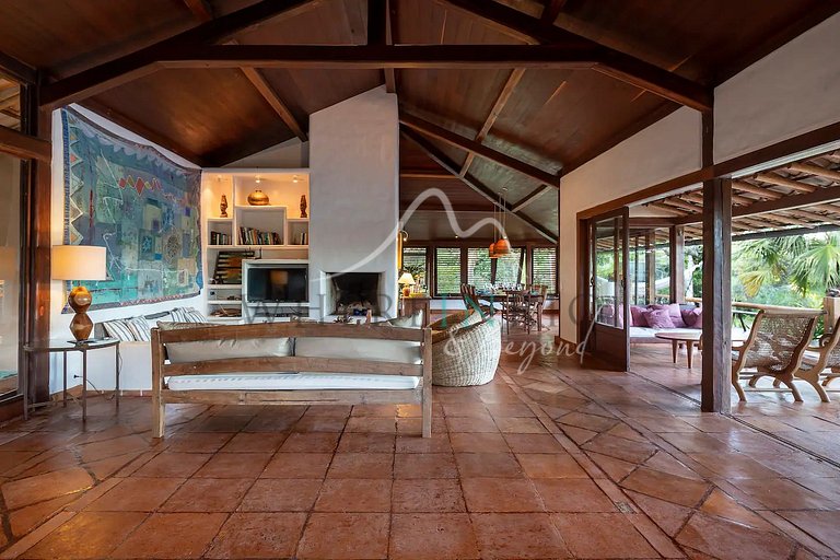 Luxury house with pool in Trancoso
