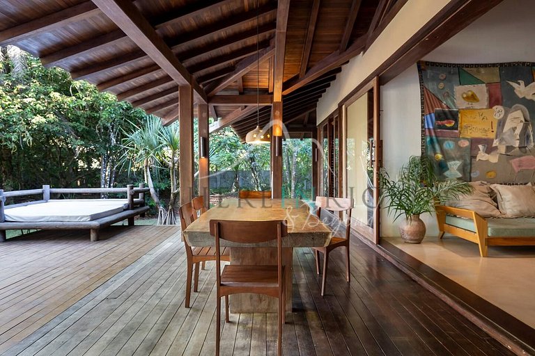 Luxury house with pool in Trancoso