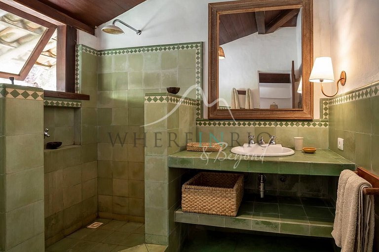 Luxury house with pool in Trancoso