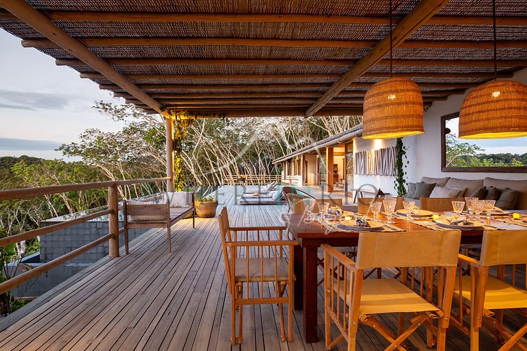 Exuberant home surrounded by nature in Trancoso