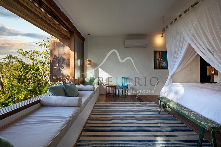 Exuberant home surrounded by nature in Trancoso