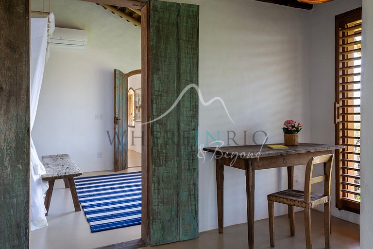 Exuberant home surrounded by nature in Trancoso