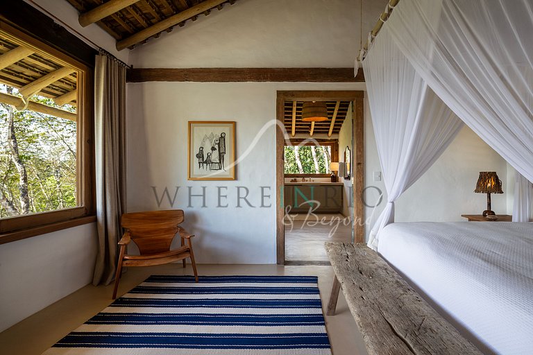 Exuberant home surrounded by nature in Trancoso